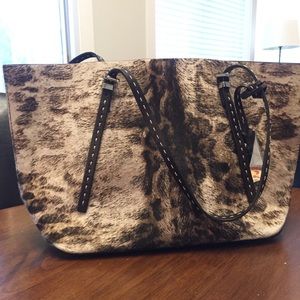 Michael Kors Bucket Bag